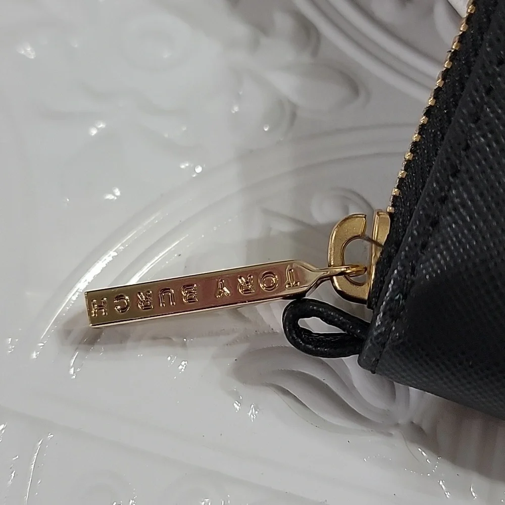 Tory Burch 1d authentication free